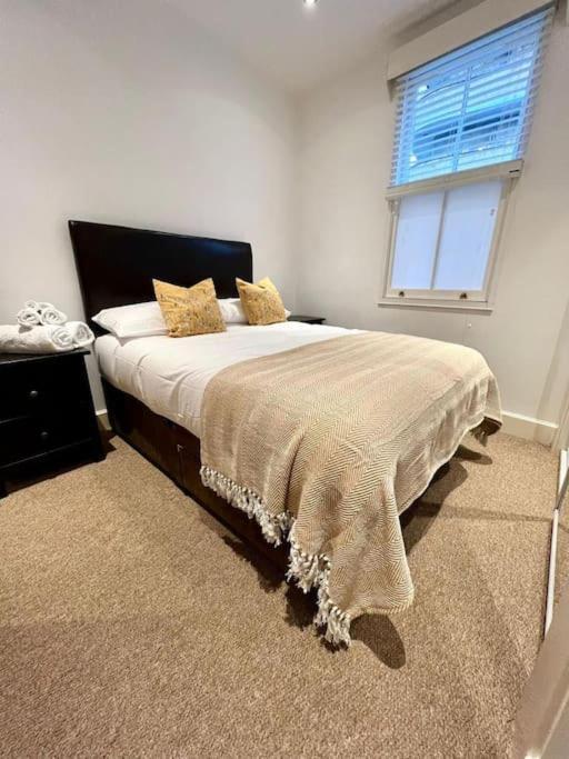 Superb 2Bed/2Bath Flat Waterloo London Διαμέρισμα Εξωτερικό φωτογραφία